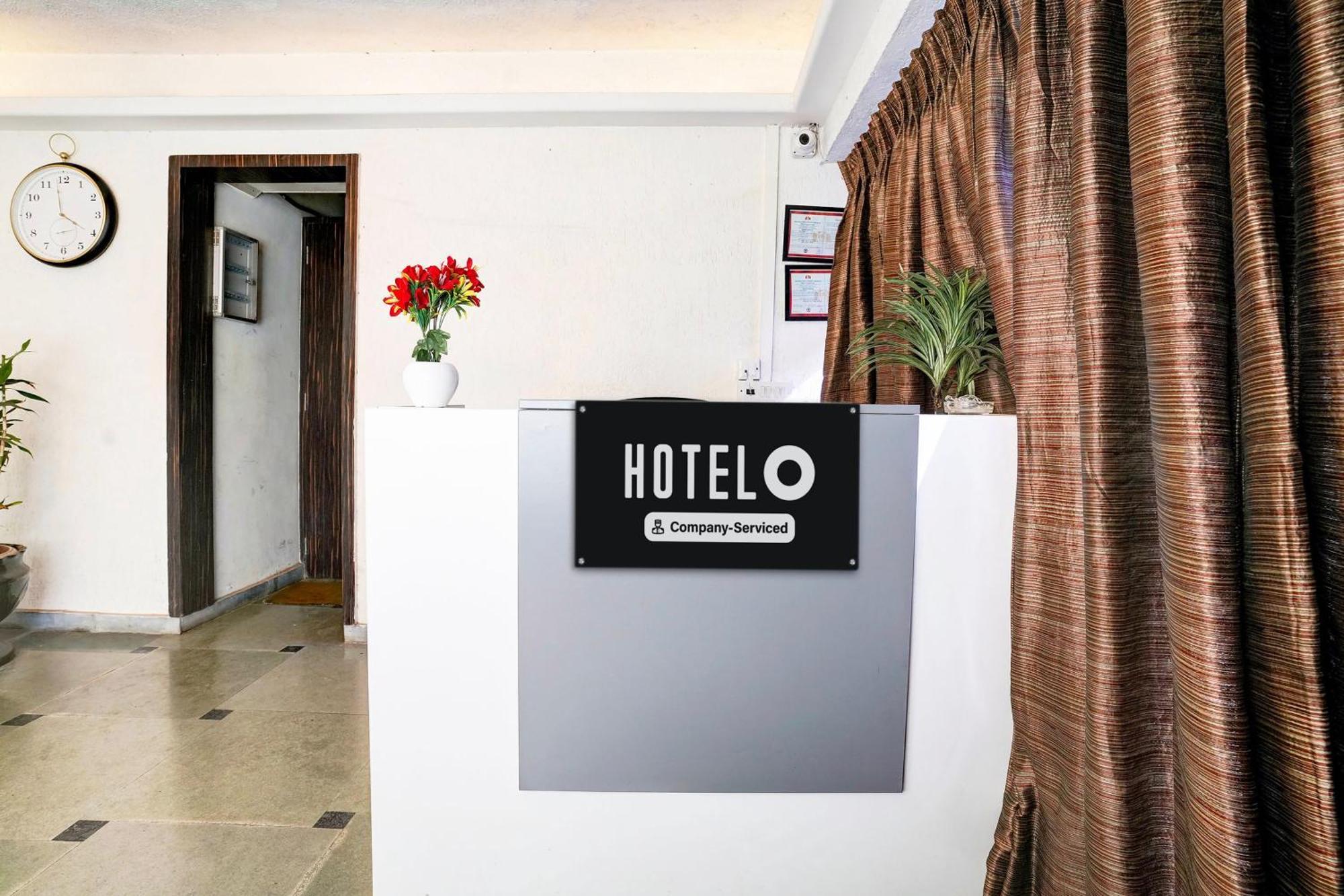 Super Hotel O Seawoods Near Palm Beach Road Formerly Sai Roop Navi Mumbai Bagian luar foto