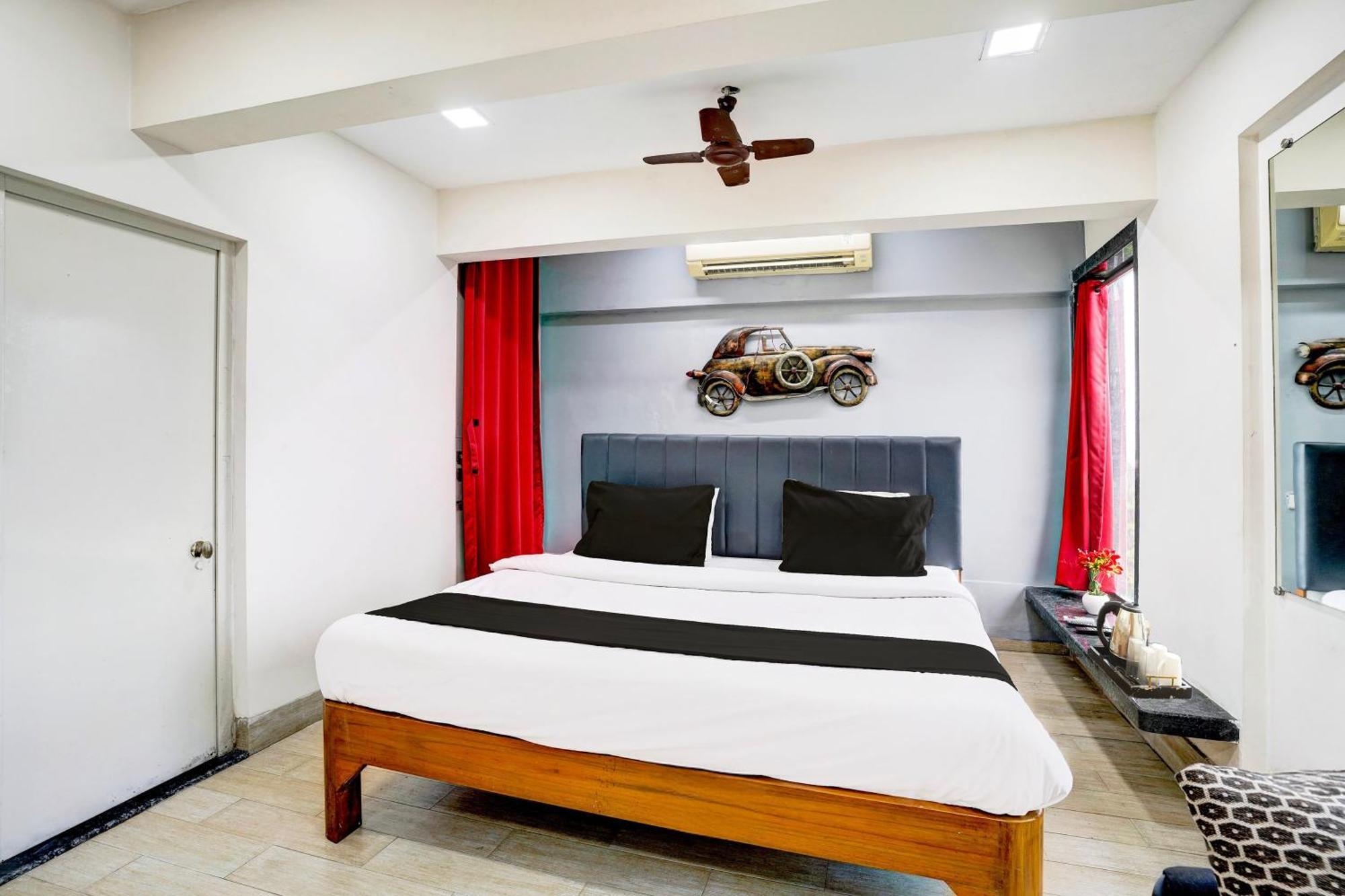 Super Hotel O Seawoods Near Palm Beach Road Formerly Sai Roop Navi Mumbai Bagian luar foto